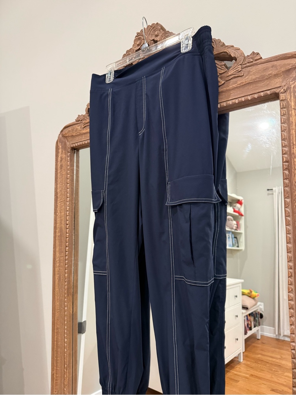 Athleta Chelsea utility jogger-size 8